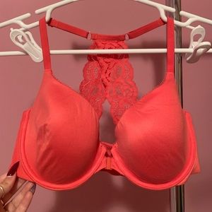 Victoria’s Secret tshirt bra